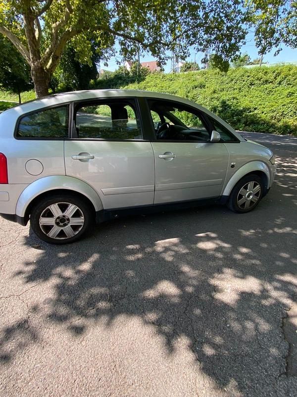 Silber Gebraucht 2004 Audi A2 Kleinwagen | 3.250 € (Guter Preis) - Bild 1/4