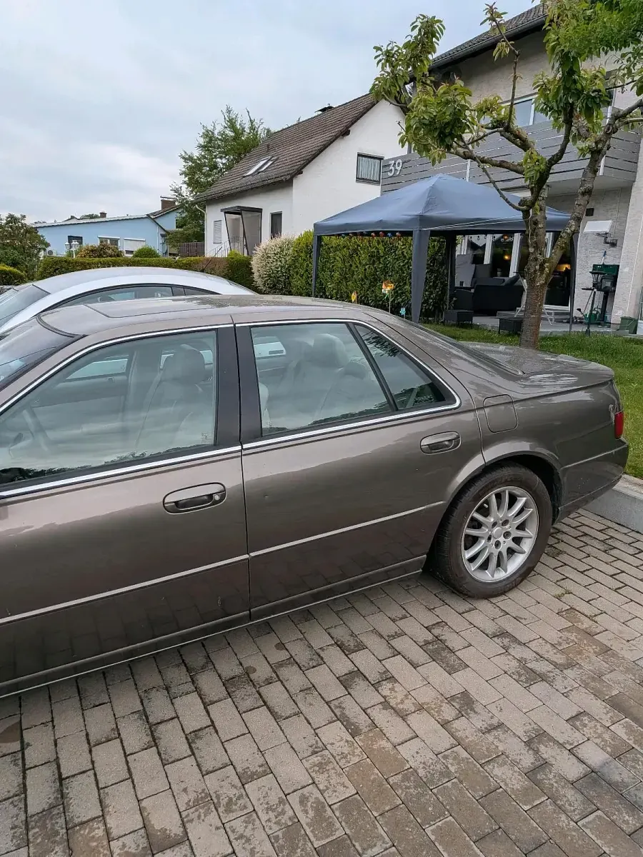Gebraucht Cadillac STS 301 PS (221 kW) 2002 Beige Limousine