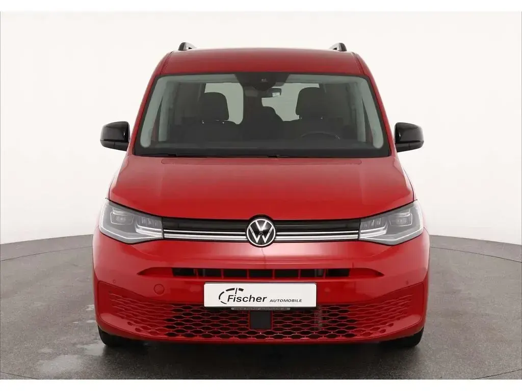 Gebraucht VW Caddy Life 122 PS (89 kW) 2023 Rot Van / Kleinbus