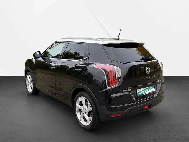 Gebraucht SsangYong Tivoli 163 PS (119 kW) 2022 Schwarz SUV