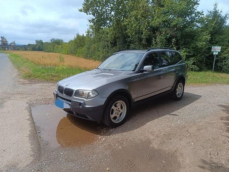 Grau Gebraucht 2005 BMW X3 Performance SUV | 5.196 € (Fairer Preis) - Bild 1/4