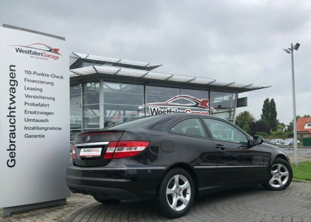 Gebraucht Mercedes CLC200 122 PS (89 kW) 2009 Schwarz Kleinwagen