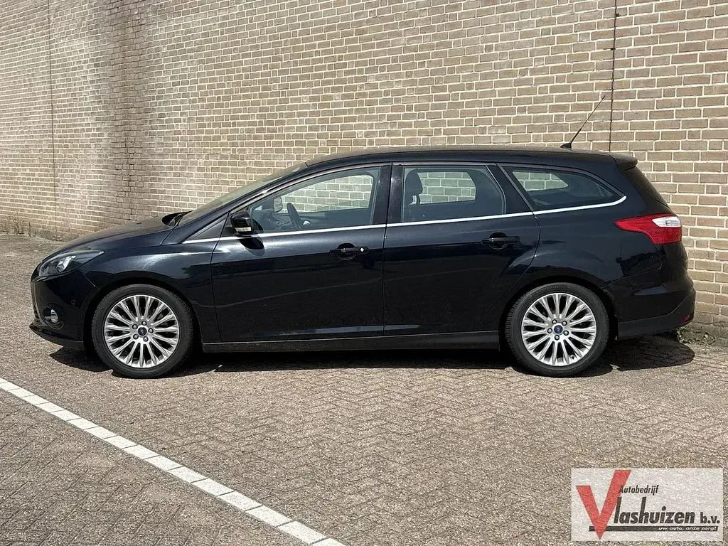 Gebraucht Ford Focus Titanium 150 PS (110 kW) 2012 Schwarz Kombi