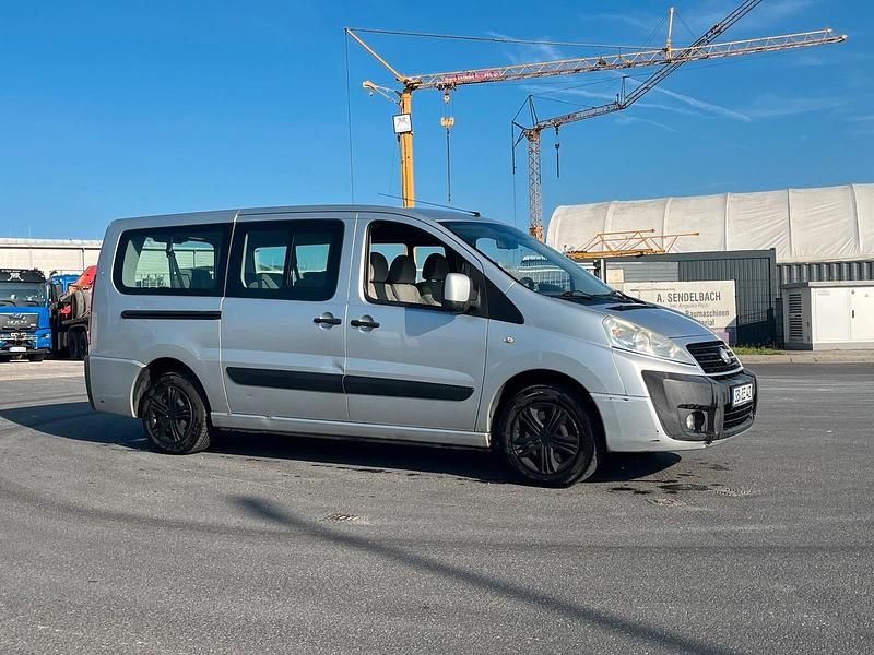 Gebraucht Fiat Scudo 120 PS (88 kW) 2008 Silber Van