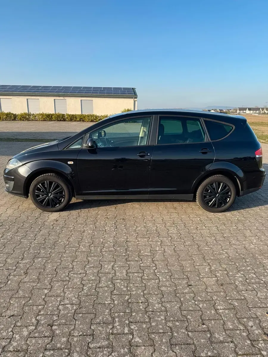Gebraucht Seat Altea XL 105 PS (77 kW) 2011 Schwarz Van / Kleinbus