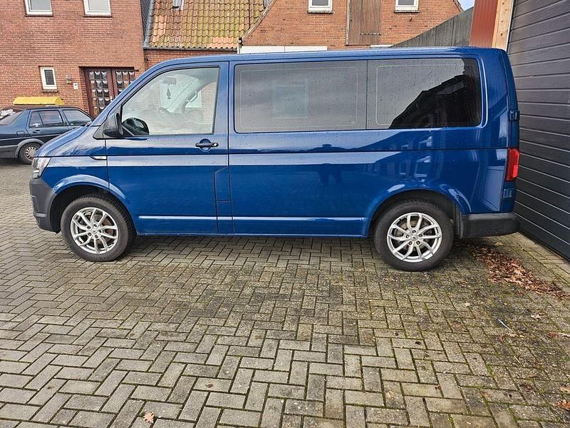 Gebraucht VW Transporter 102 PS (75 kW) 2019 Blau Van