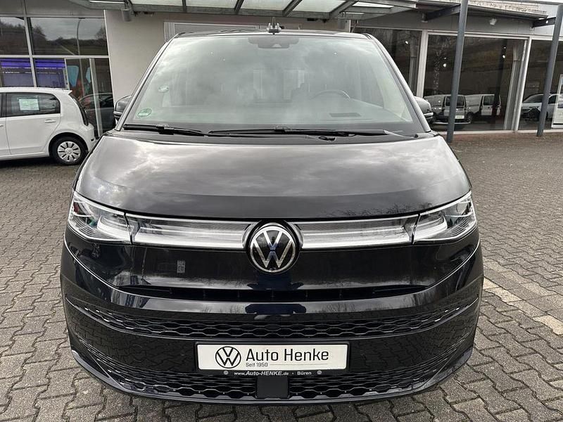 Gebraucht VW Multivan Style 150 PS (110 kW) 2024 Deep black perleffekt Van