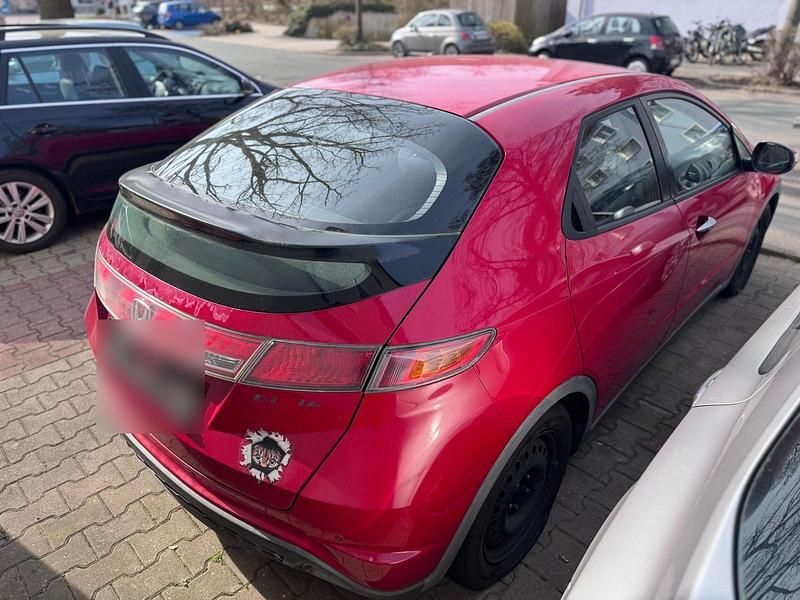 Gebraucht Honda Civic 80 PS (58 kW) 2008 Rot Limousine