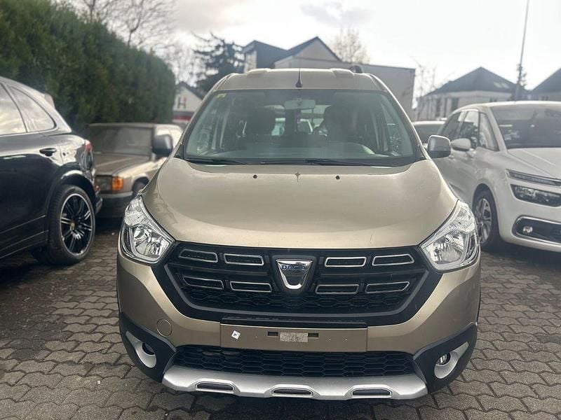 Gebraucht Dacia Dokker Stepway 95 PS (69 kW) 2020 Beige Van / Kleinbus