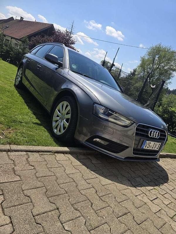 Grau Gebraucht 2014 Audi A4 Ambition Kombi | 9.200 € (Superpreis) - Bild 1/4