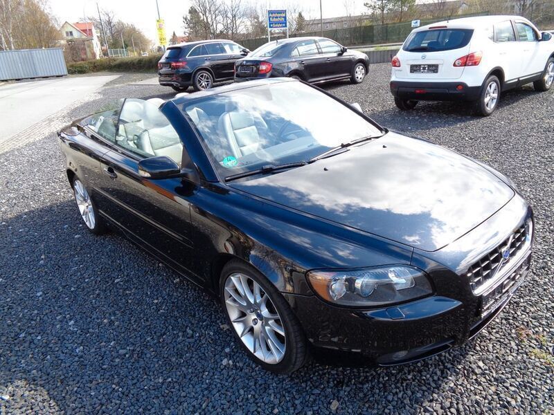 Schwarz Gebraucht 2006 Volvo C70 Momentum Cabrio | 12.950 € (Fairer Preis) - Bild 1/4