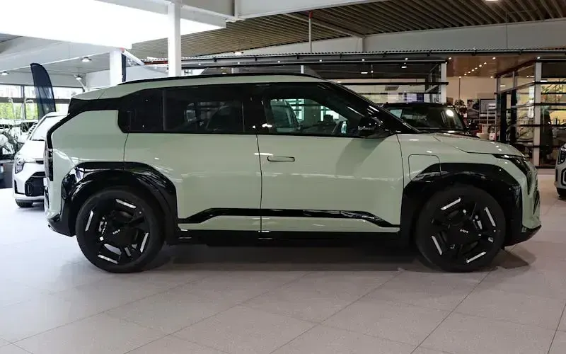 Neu Kia EV3 GT-Line 150 kW (204 PS) 2026 Aventurin grün SUV
