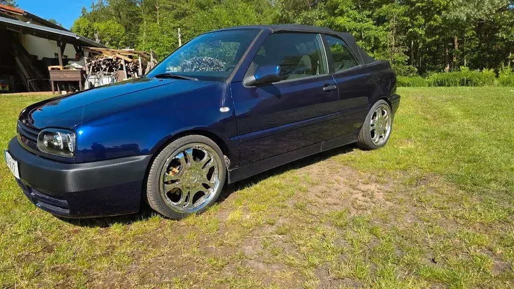 Gebraucht VW Golf Cabriolet Conceptline 90 PS (66 kW) 1998 Violett Cabrio