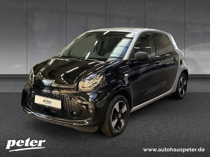 Schwarz Gebraucht 2021 Smart ForFour Electric Drive Limousine | 6.910 € (Guter Preis) - Bild 1/4