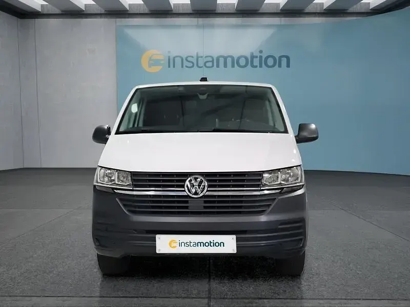 Gebraucht VW T6.1 150 PS (110 kW) 2021 Weiß Van