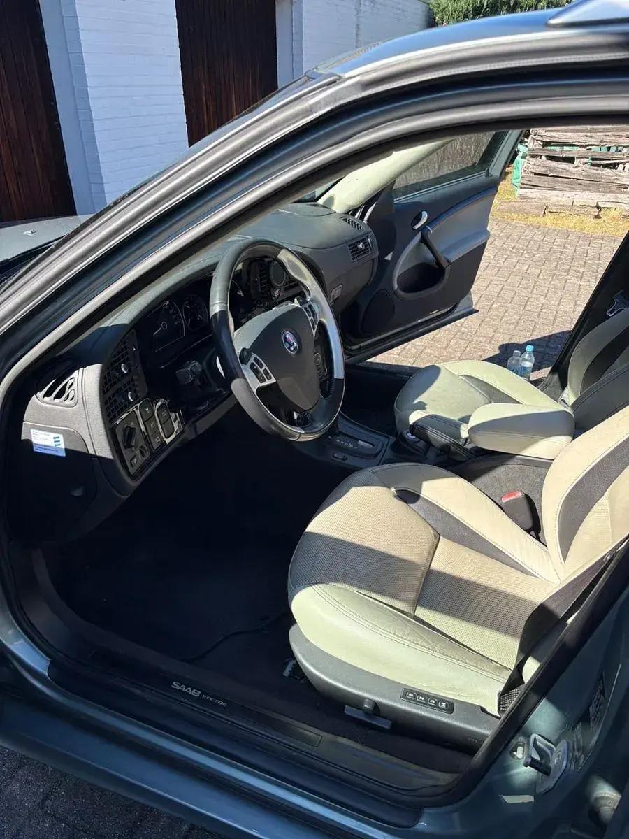 Gebraucht Saab 9-5 Griffin 220 PS (161 kW) 2009 Grün Kombi