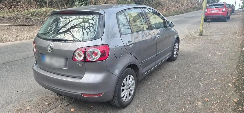 Gebraucht VW Golf VII 105 PS (77 kW) 2013 Grau Limousine