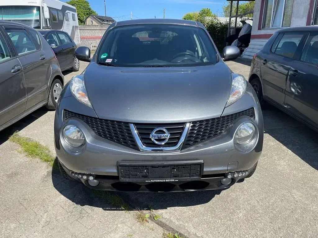 Gebraucht Nissan Juke Visia 117 PS (86 kW) 2011 Grau SUV