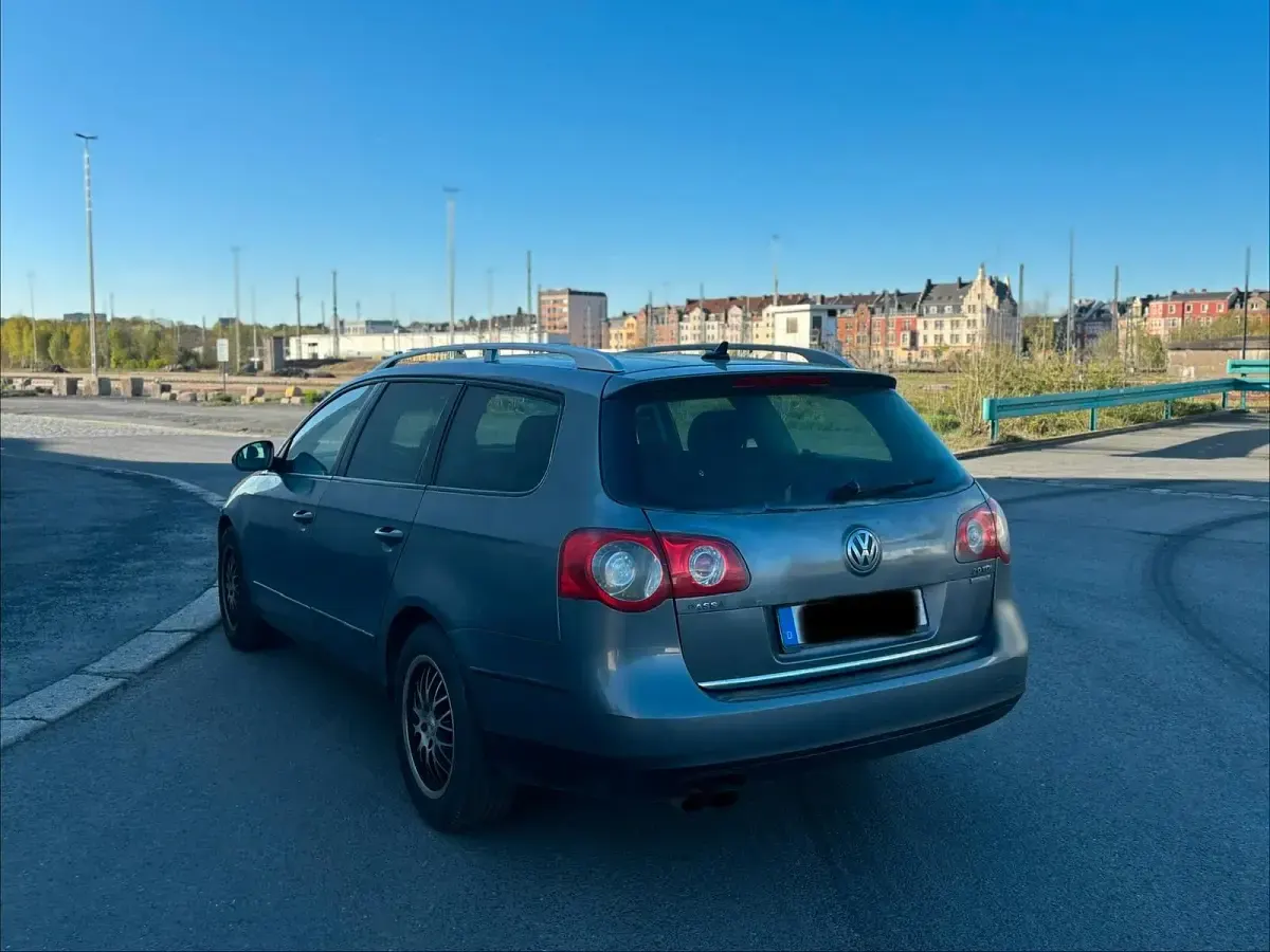 Second-hand VW Passat 140 CP (102 kW) 2007 Gri Break