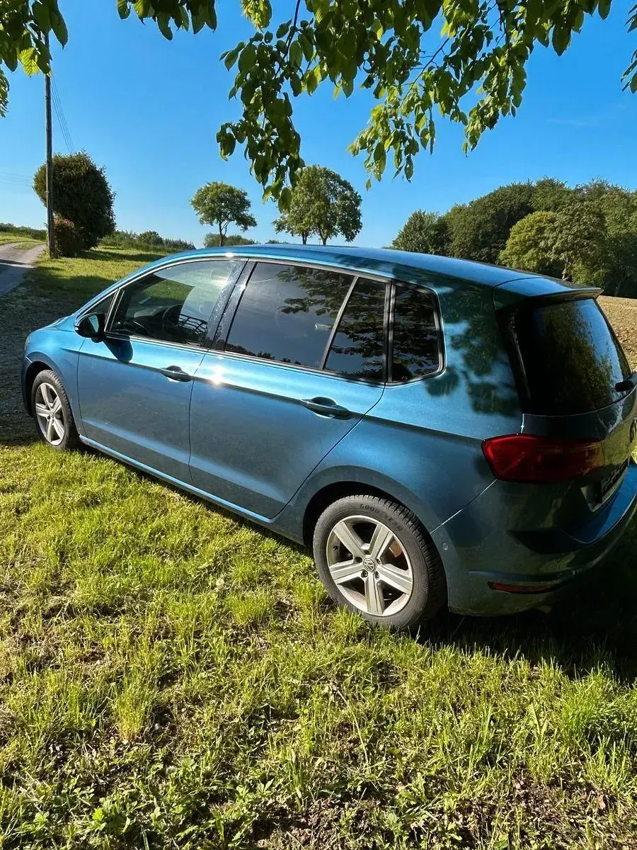 Gebraucht VW Golf Sportsvan Comfortline 150 PS (110 kW) 2014 Blau Van / Kleinbus