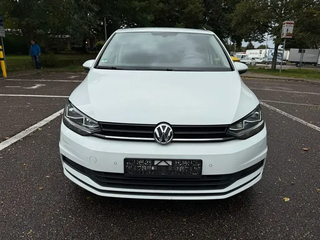 Używany VW Touran 116 KM (85 kW) 2019 Biały Minivan
