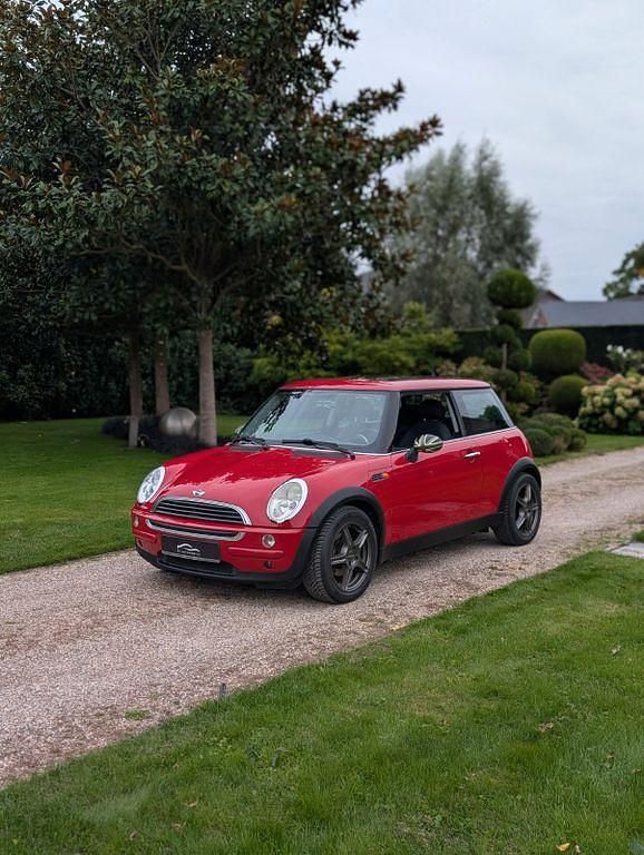 Rot Gebraucht 2003 Mini ONE Kleinwagen | 3.997 € (Teuer) - Bild 1/4