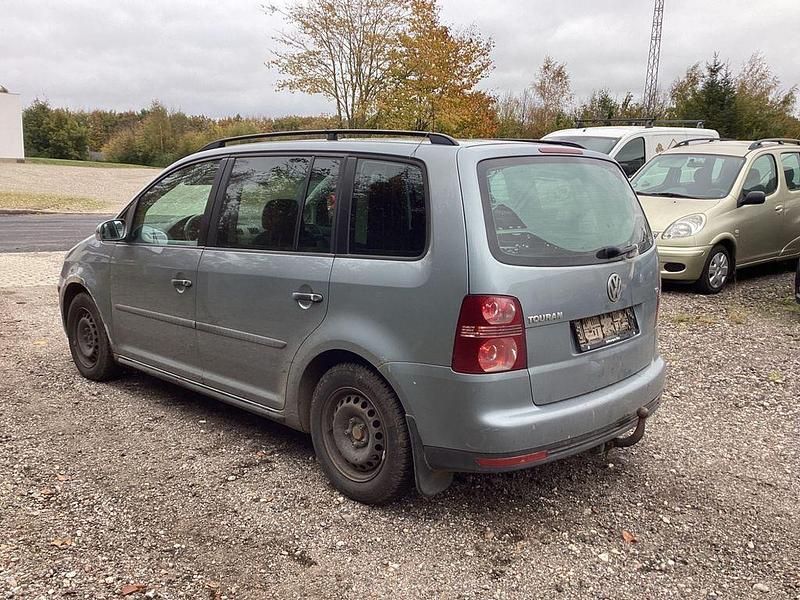 Gebraucht VW Touran 2008 Grau Van / Kleinbus