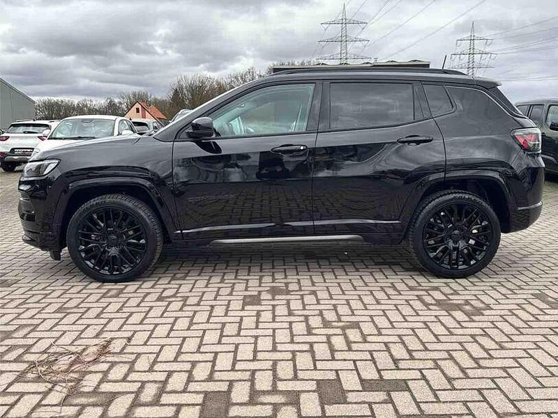 Gebraucht Jeep Compass Altitude 131 PS (96 kW) 2024 Schwarz SUV