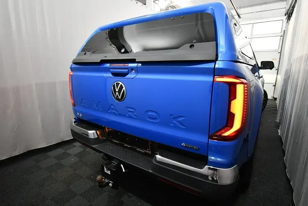 Gebraucht VW Amarok Aventura 241 PS (177 kW) 2023 Blau Pickup