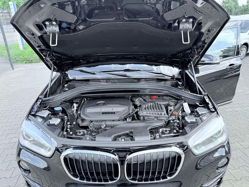 Gebraucht BMW X1 140 PS (102 kW) 2018 Schwarz SUV