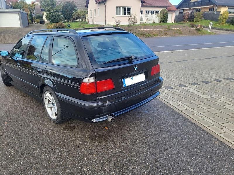 Gebraucht BMW 523 Performance 170 PS (125 kW) 1999 Schwarz Kombi