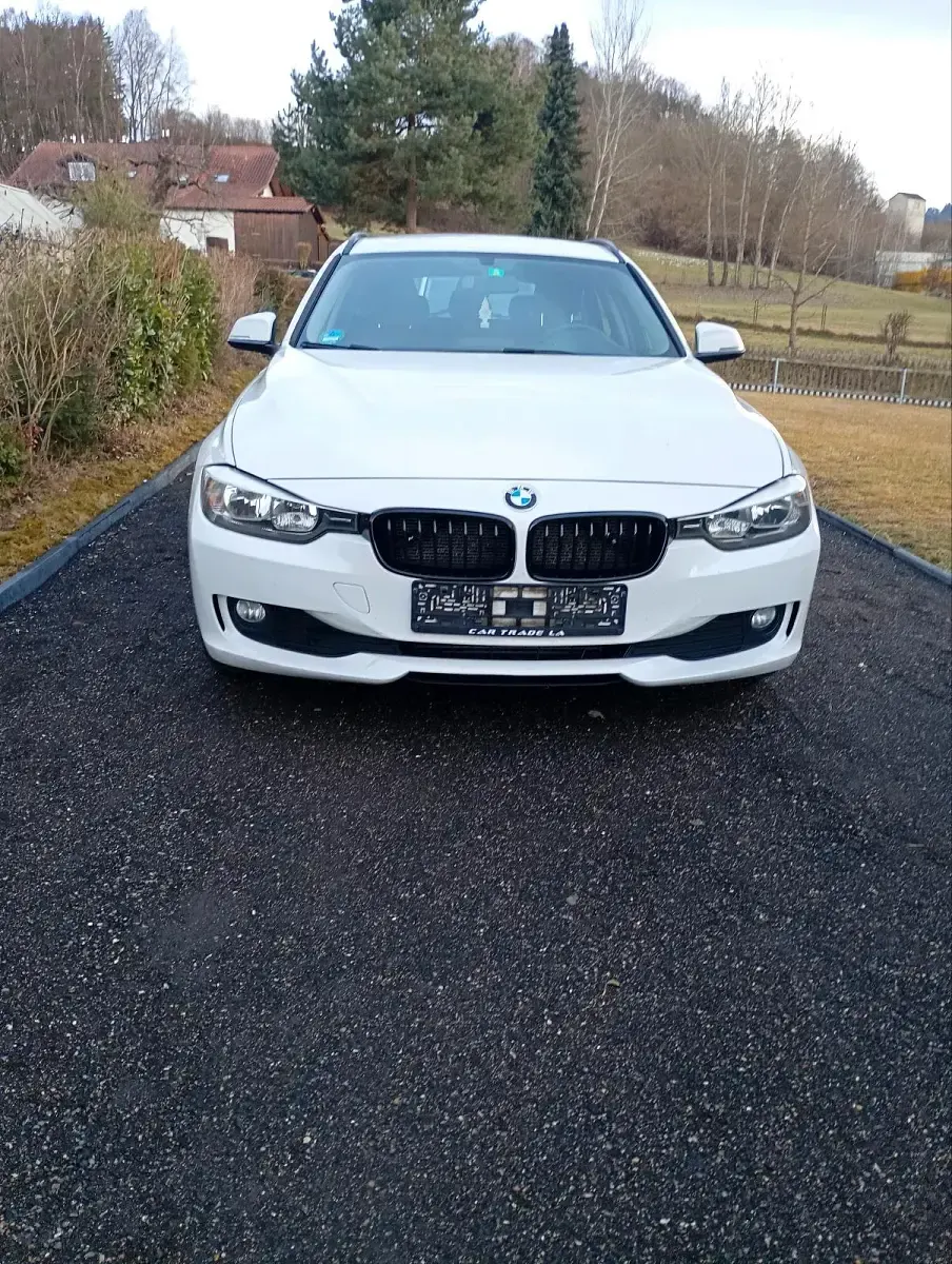 Gebraucht BMW 318 143 PS (105 kW) 2014 Weiß Kombi