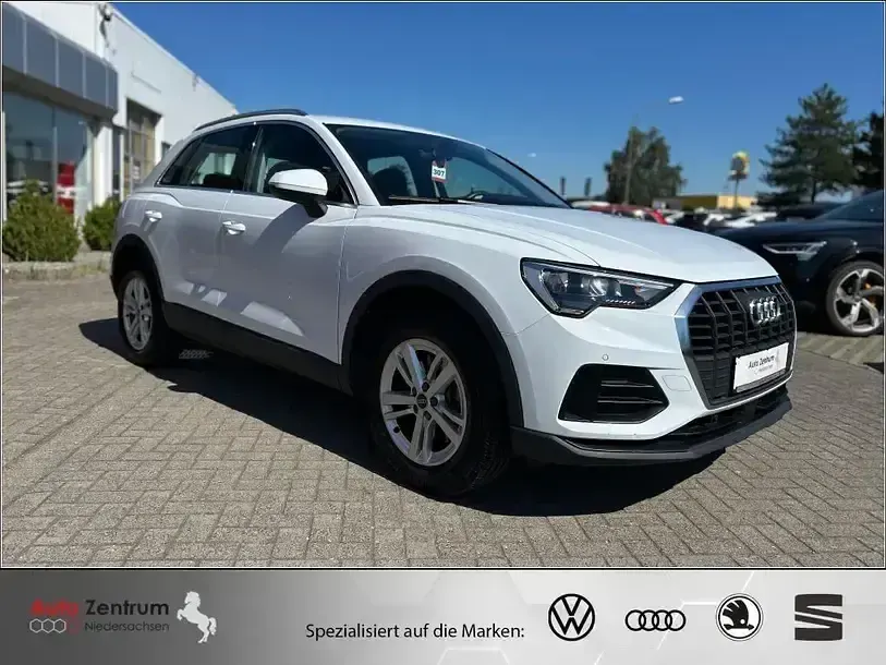 Gebraucht Audi Q3 Sport 245 PS (180 kW) 2021 Glacier white metallic SUV