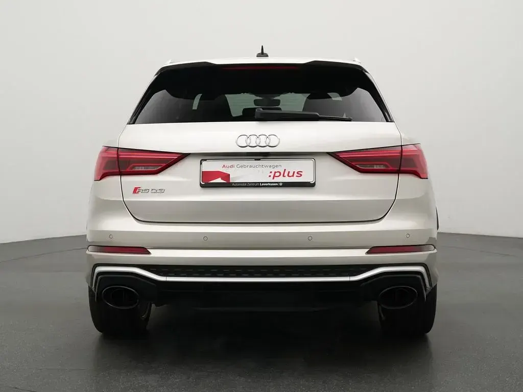 Gebraucht Audi RS Q3 Sport 400 PS (294 kW) 2022 Individuallackierungen audi exclusive SUV