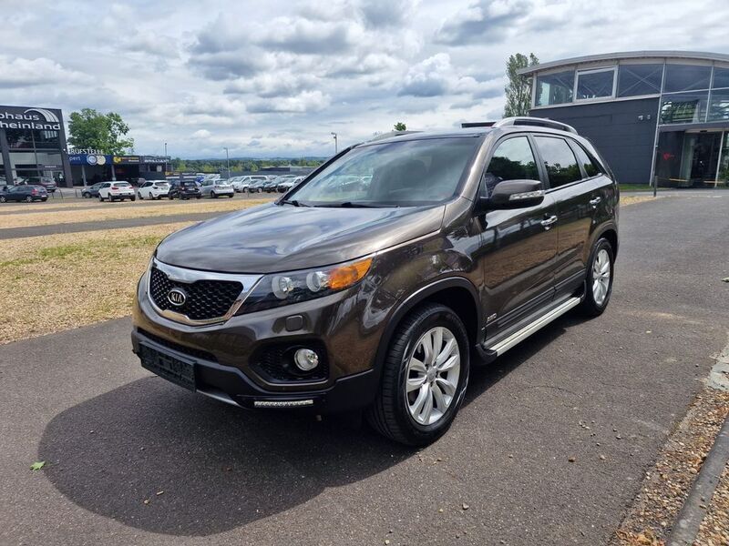 Braun Gebraucht 2011 Kia Sorento Spirit SUV | 11.999 € (Etwas zu teuer) - Bild 1/2