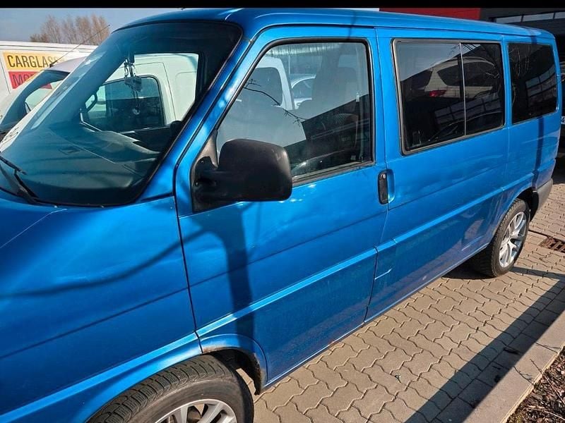 Gebraucht VW Caravelle 102 PS (75 kW) 2002 Blau Van