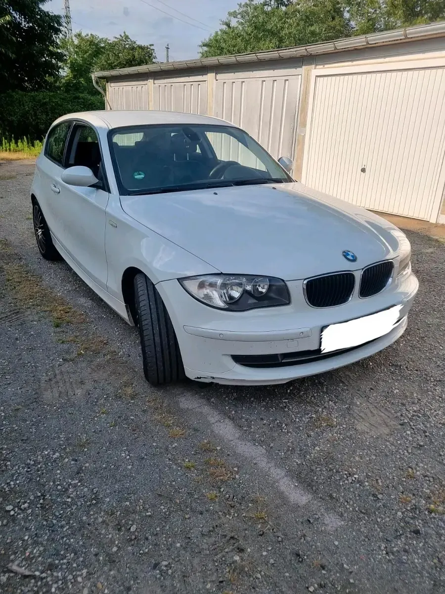 Gebraucht BMW 118 Coupé 143 PS (105 kW) 2009 Weiß Coupé