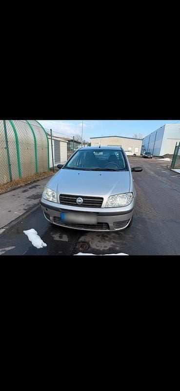 Gebraucht Fiat Punto 60 PS (44 kW) 2004 Silber Kleinwagen