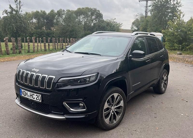 Schwarz Gebraucht 2020 Jeep Cherokee Overland SUV | 24.999 € (Guter Preis) - Bild 1/4