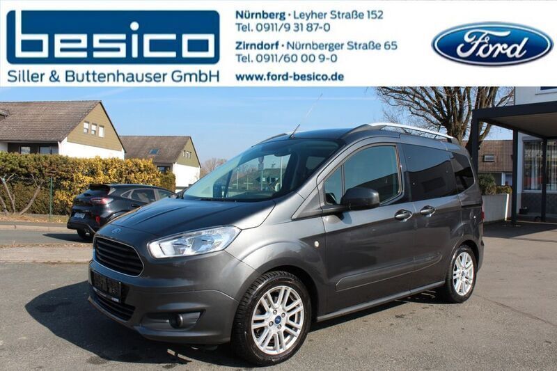 Grau Gebraucht 2018 Ford Tourneo Courier Titanium Van / Kleinbus | 10.970 € (Fairer Preis) - Bild 1/4