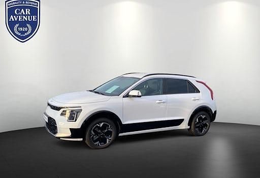 Weiß Gebraucht 2023 Kia Niro Spirit SUV | 28.990 € (Guter Preis) - Bild 1/4