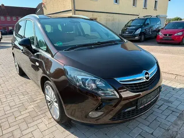 Gebraucht Opel Zafira Tourer Innovation 165 PS (121 kW) 2012 Braun Van / Kleinbus