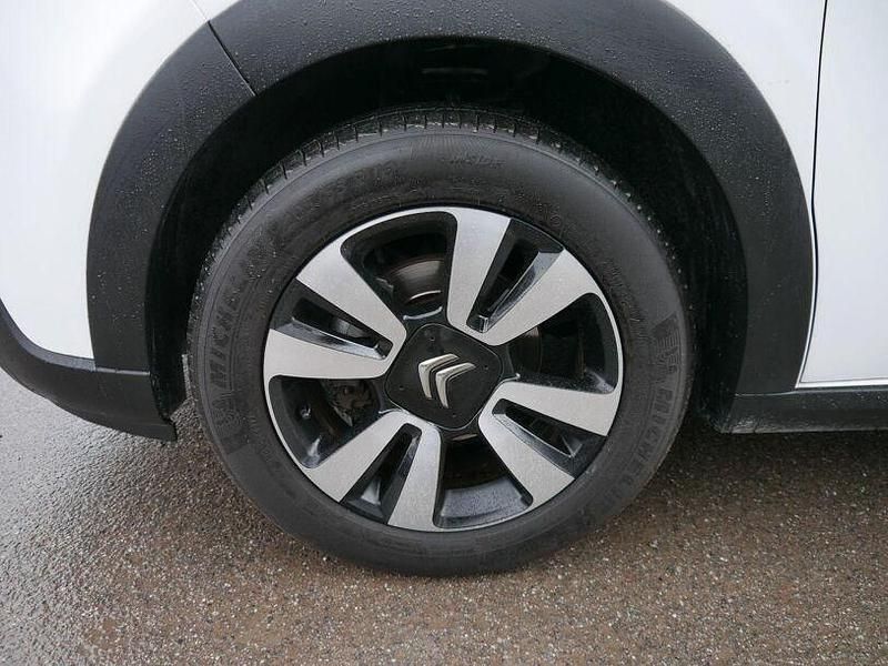 Gebraucht Citroën C3 110 PS (80 kW) 2022 Dach schwarz Kleinwagen