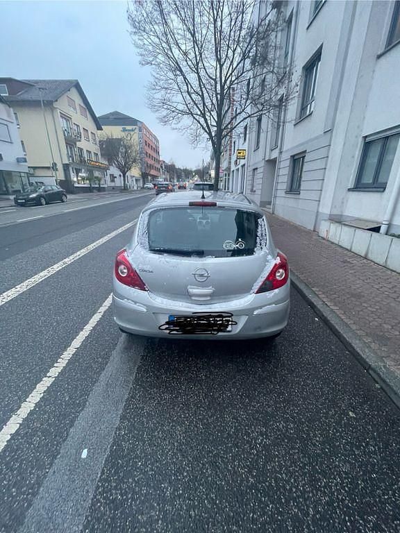 Gebraucht Opel Corsa Sport 80 PS (58 kW) 2009 Silber Limousine