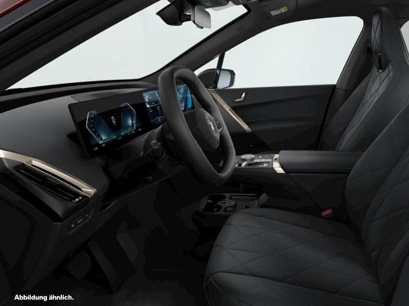 Gebraucht BMW iX Shadowline 300 kW (408 PS) 2025 Aventurinrot metallic SUV