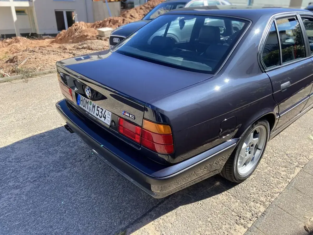 Gebraucht BMW M5 Performance 315 PS (231 kW) 1990 Violett Limousine