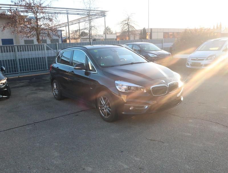 Gebraucht BMW 220 Luxury Line 190 PS (139 kW) 2016 Braun Kombi