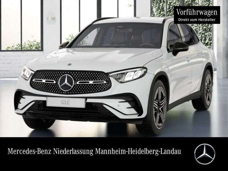 Weiß Gebraucht 2025 Mercedes GLC220 AMG SUV | 58.950 € - Bild 1/4