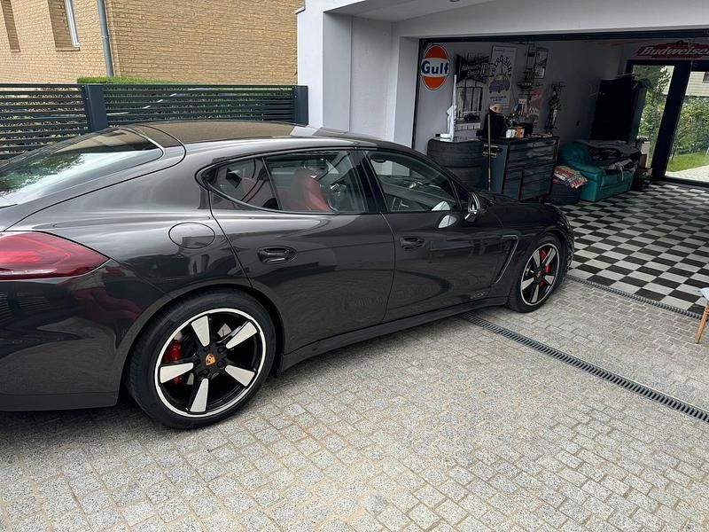 Gebraucht Porsche Panamera GTS 441 PS (324 kW) 2016 Grau Limousine