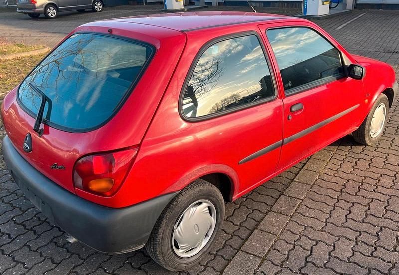 Gebraucht Ford Fiesta 50 PS (36 kW) 1997 Rot Kleinwagen